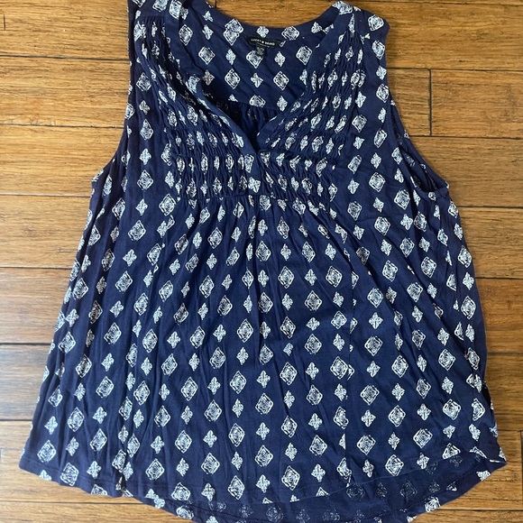 Lucky Brand Tops - Lucky Brand Navy and White Patterned Tank Top